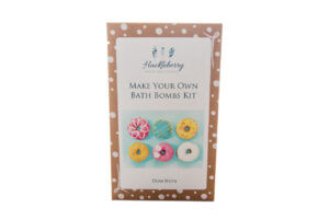 HUCKLEBERRY Make Your Own Bath Bombs Kit - Tweens
